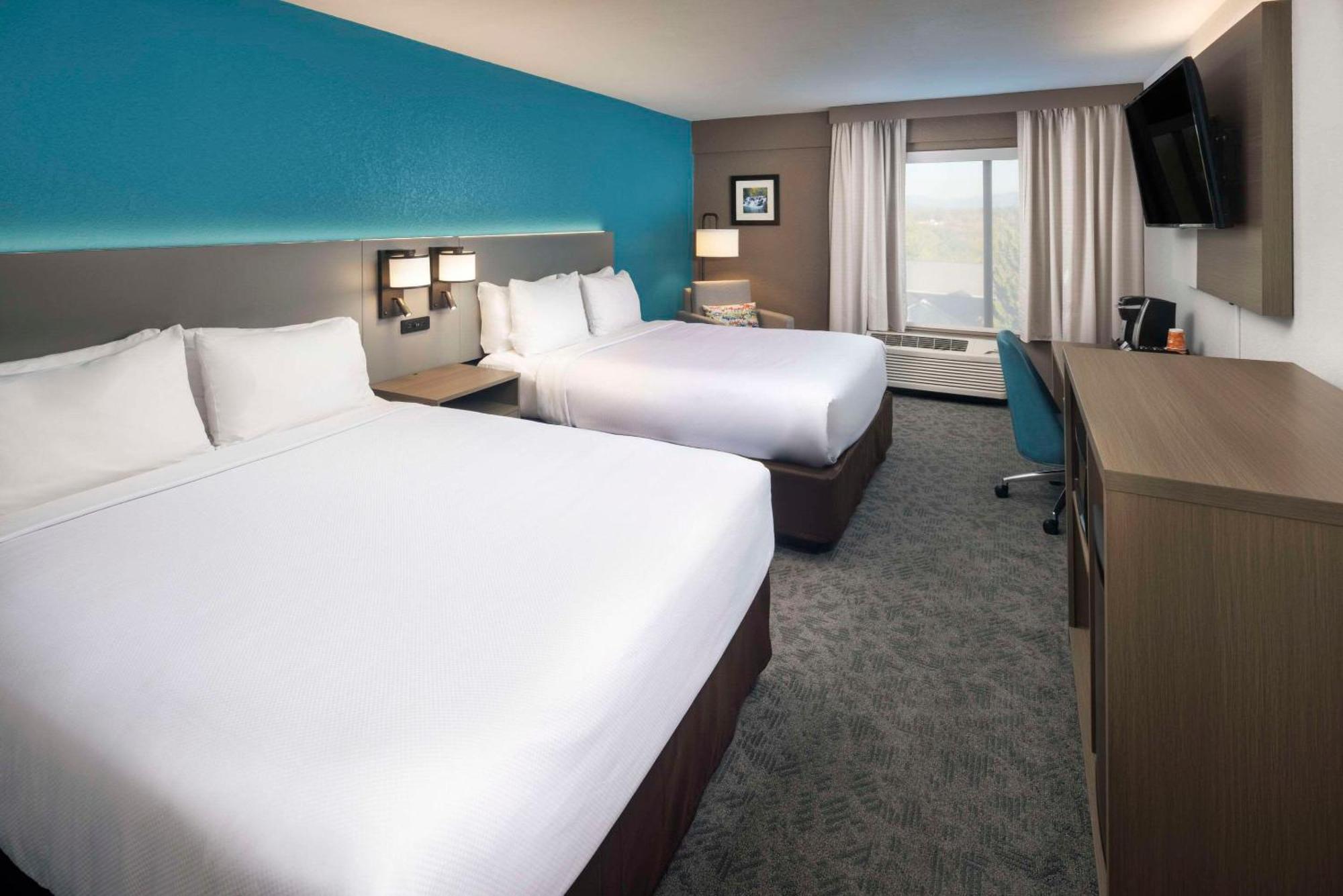 Comfort Inn & Suites Dahlonega University Area Exteriör bild