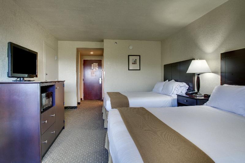 Comfort Inn & Suites Dahlonega University Area Exteriör bild